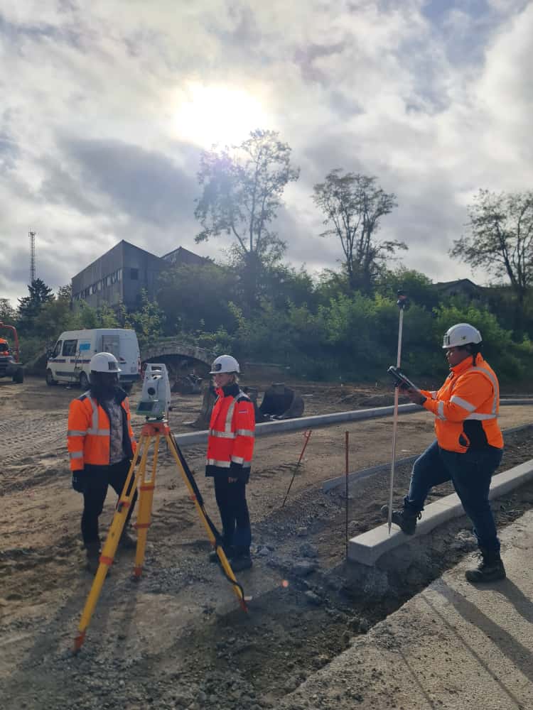 Équipe STS sur le terrain